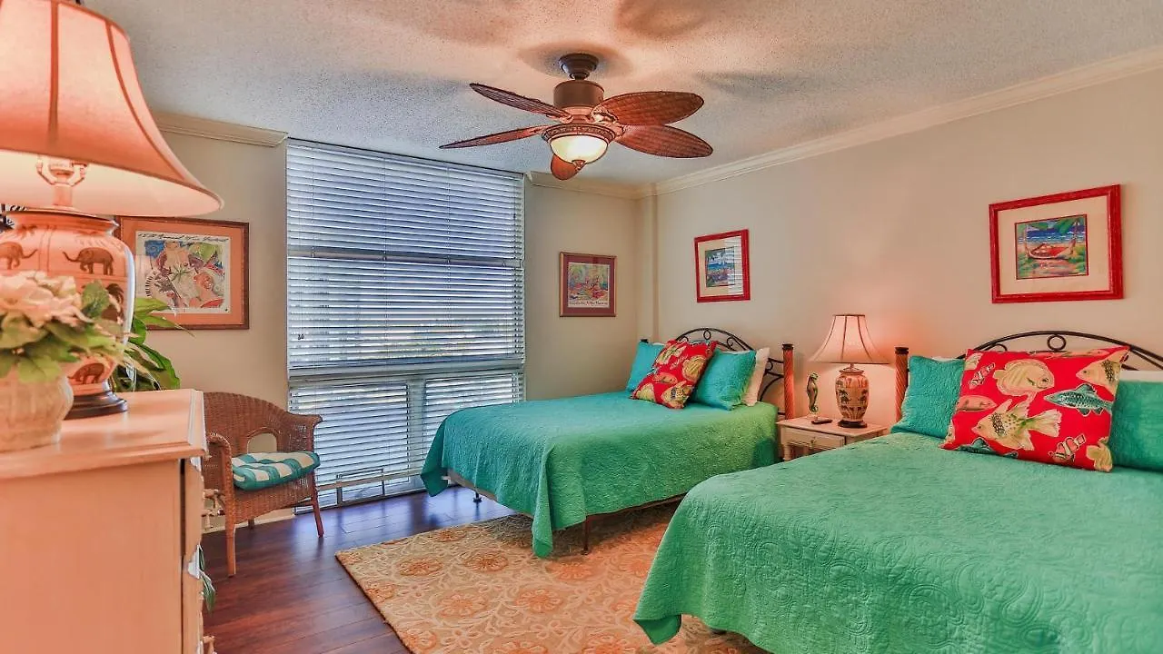 Shoreline Towers 1061 - Updated Beachfront Condo With Incredible Views End Unit Destin United States